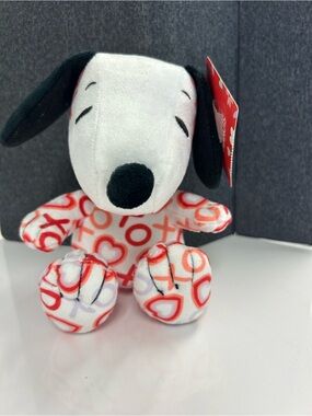 Hallmark Snoopy Valentine Plush Toy - Red & White Heart Print